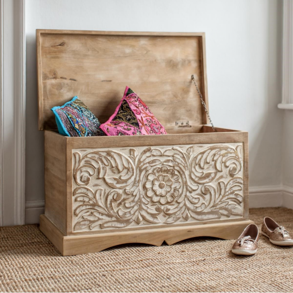 Trunk sandook blanket box carved wooden