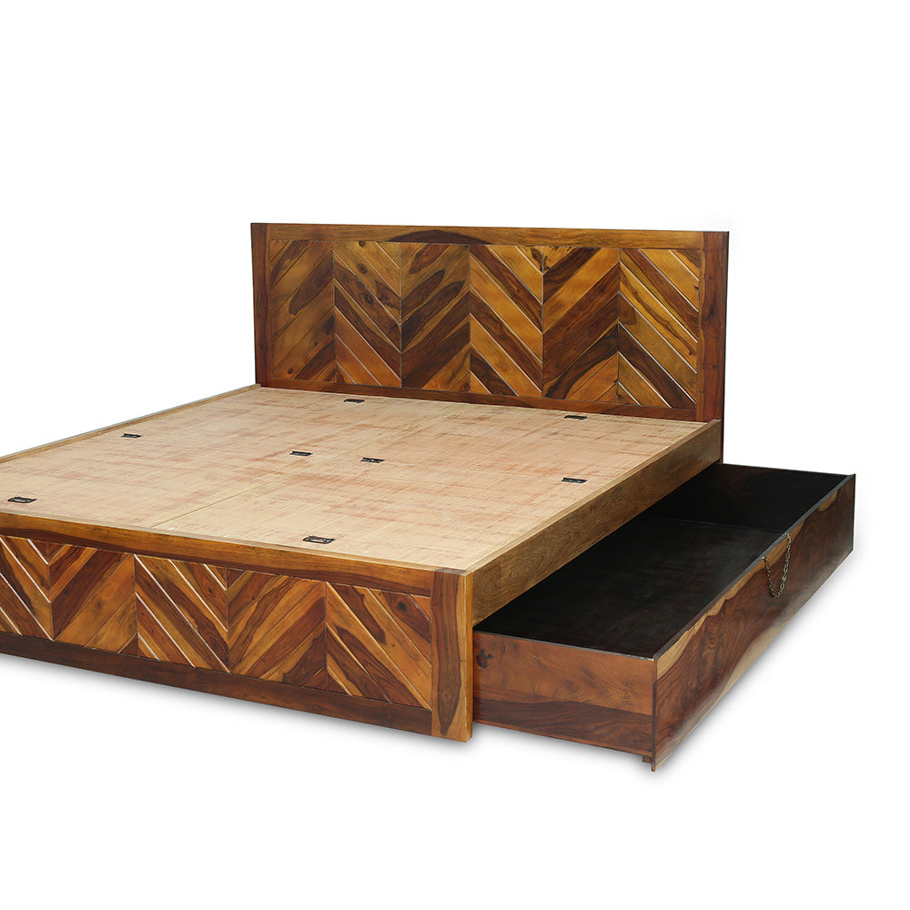 Bed Wooden —  Creat