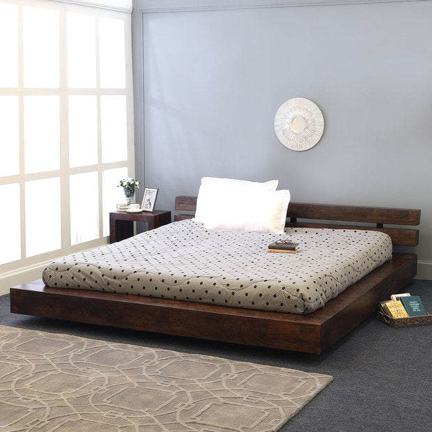 Bed Wooden — August