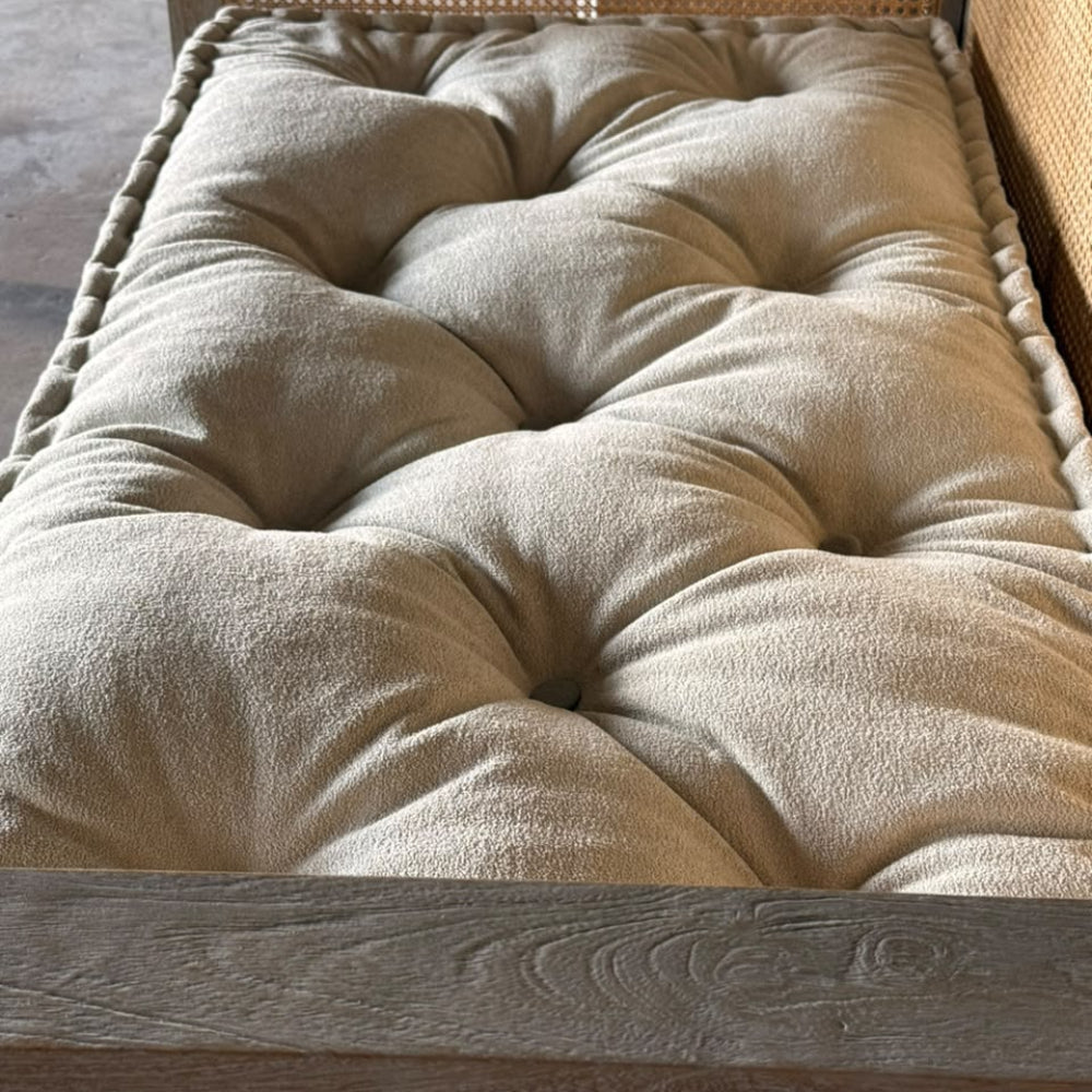 Lounger -Day Bed Wooden —  Namah